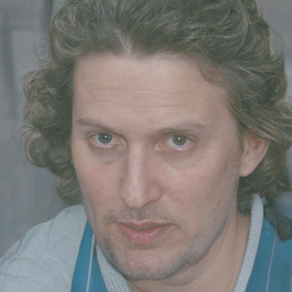 Portrait de Marc Dubois, expert en motivation financière